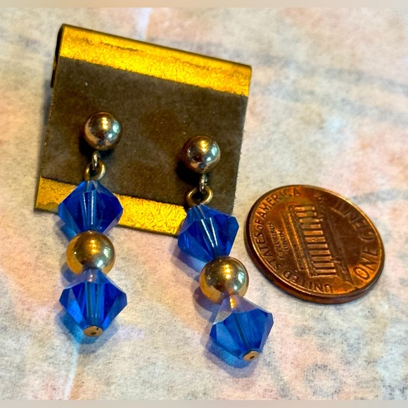 Blue crystal dangle bead earrings w/ 14k gold ball posts & backings - Picture 3 of 4
